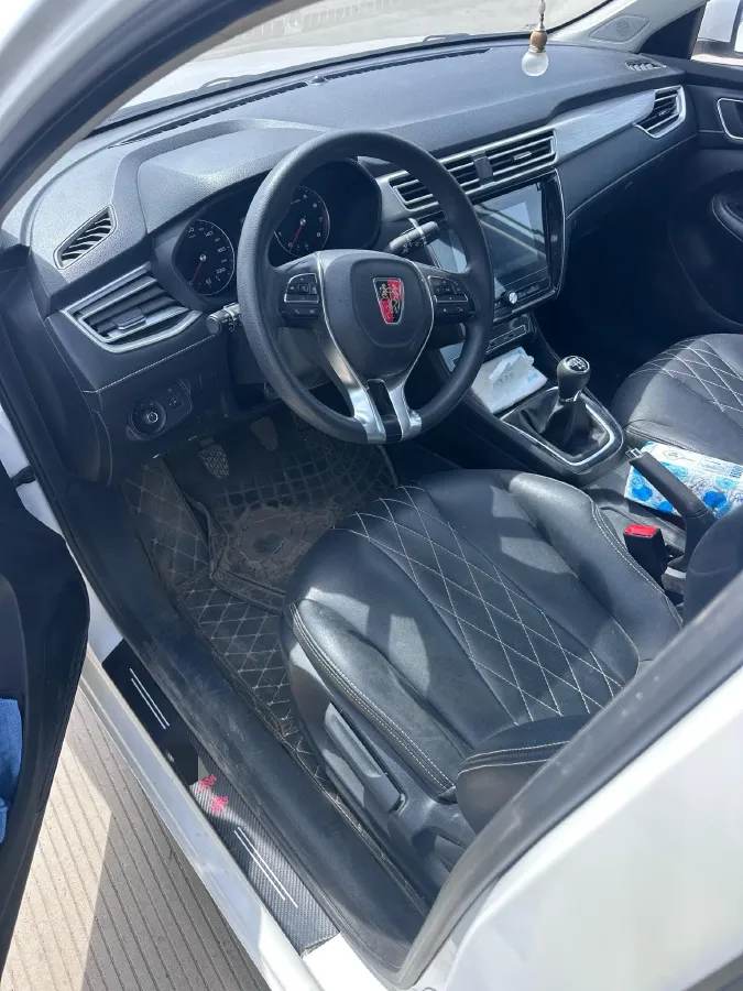 2021 Roewe i5 1.5L 120HP L4 CVT,autocango,china used car exporter,china ev exporter,chinese used car exporter,chinese used ev exporter