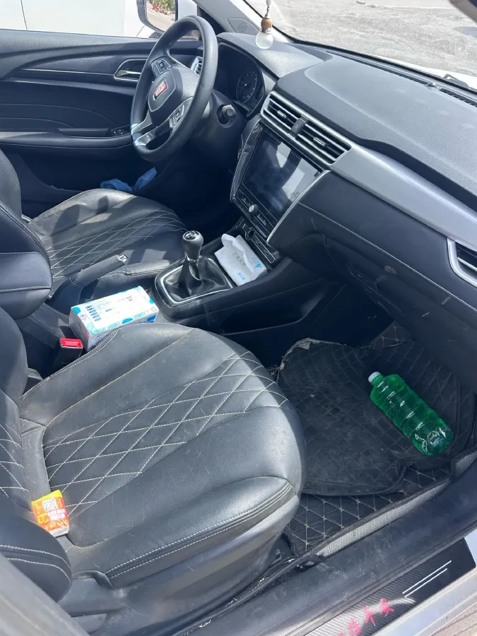 2021 Roewe i5 1.5L 120HP L4 CVT,autocango,china used car exporter,china ev exporter,chinese used car exporter,chinese used ev exporter