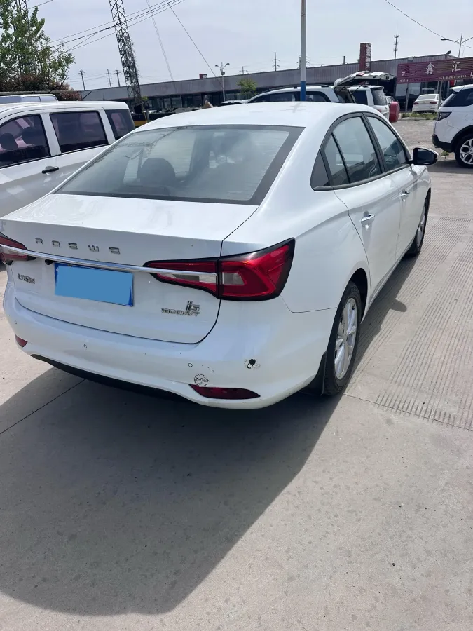 2021 Roewe i5 1.5L 120HP L4 CVT,autocango,china used car exporter,china ev exporter,chinese used car exporter,chinese used ev exporter