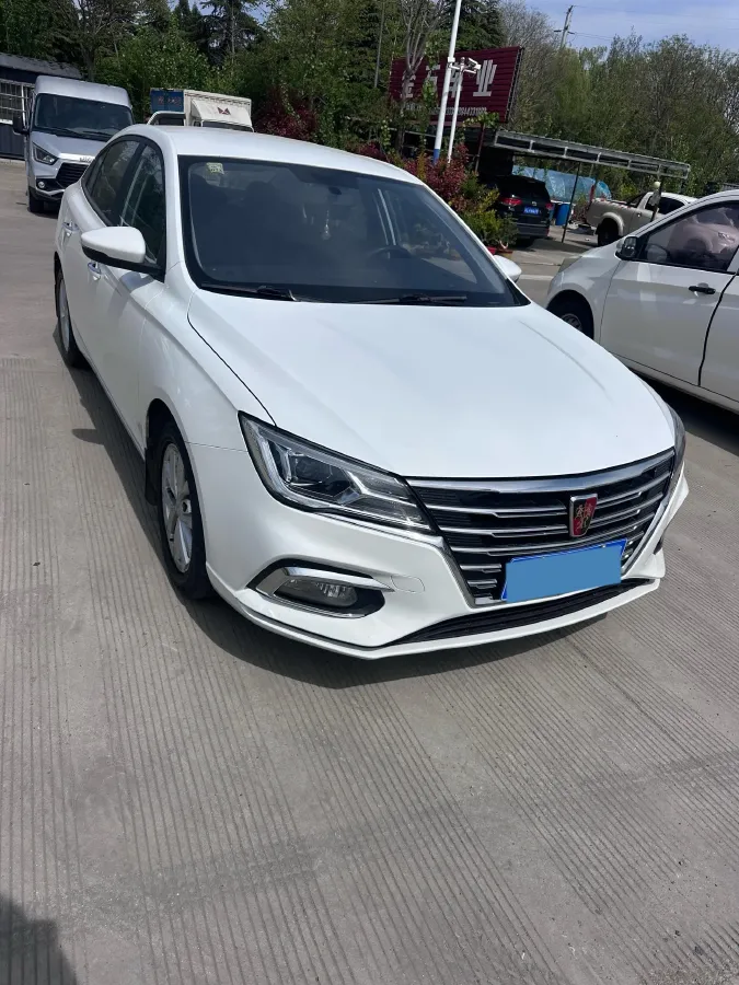 2021 Roewe i5 1.5L 120HP L4 CVT,autocango,china used car exporter,china ev exporter,chinese used car exporter,chinese used ev exporter