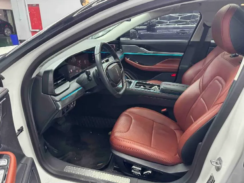 2024 Lincoln Z 2.0T 261HP L4 8AT,autocango,china used car exporter,china ev exporter,chinese used car exporter,chinese used ev exporter