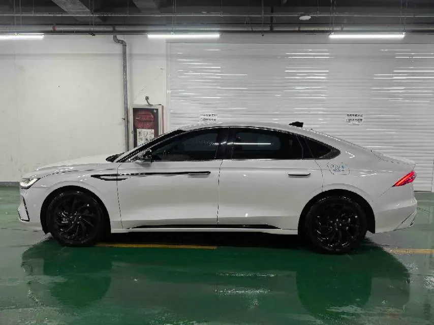 2024 Lincoln Z 2.0T 261HP L4 8AT,autocango,china used car exporter,china ev exporter,chinese used car exporter,chinese used ev exporter