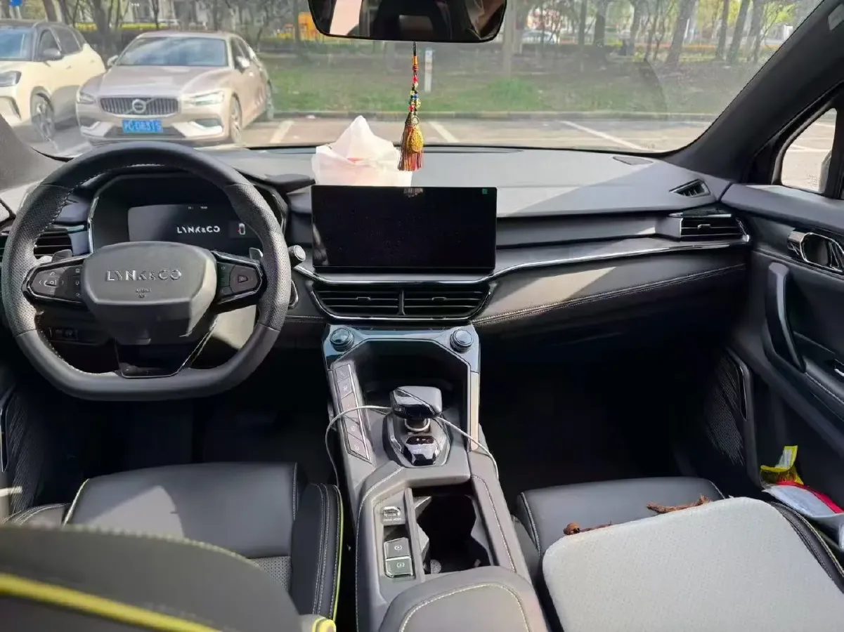 2023 LYNK&CO 03 1.5T 181HP L4 7DCT,autocango,china used car exporter,china ev exporter,chinese used car exporter,chinese used ev exporter