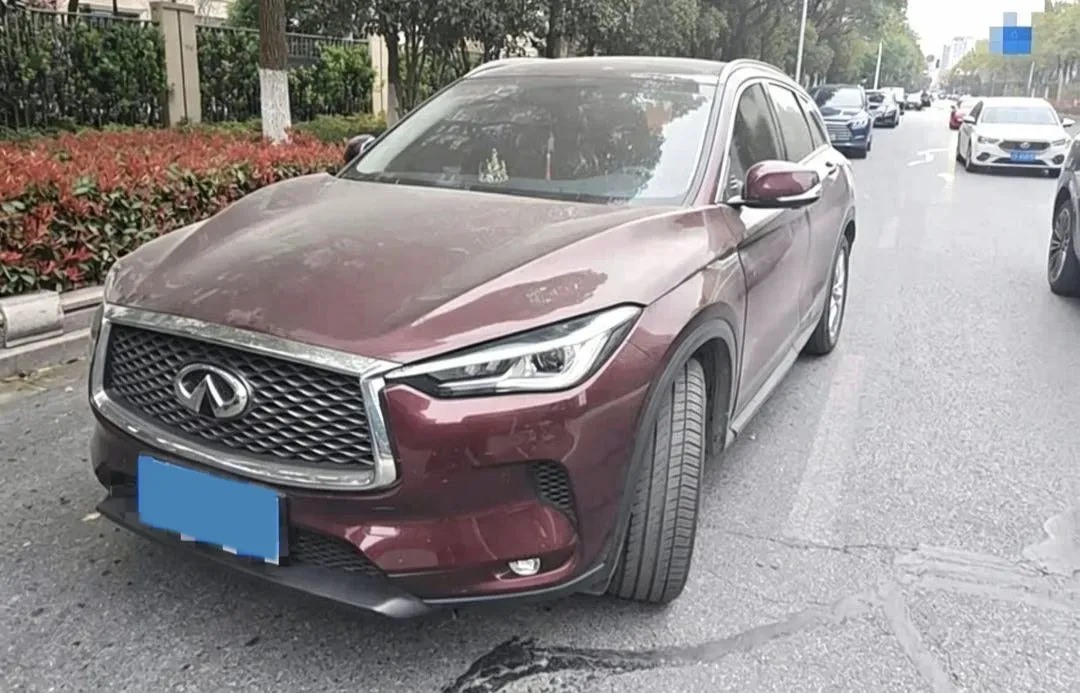 2018 Infiniti QX30 2.0T 211HP L4 7DCT,autocango,china used car exporter,china ev exporter,chinese used car exporter,chinese used ev exporter