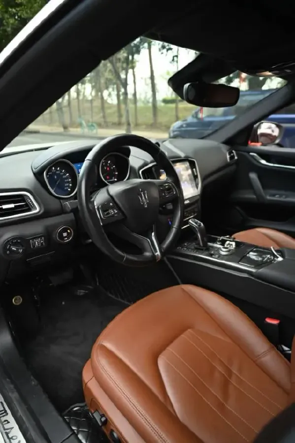 2019 Maserati Ghibli 3.0T 350HP V6 8AT,autocango,china used car exporter,china ev exporter,chinese used car exporter,chinese used ev exporter