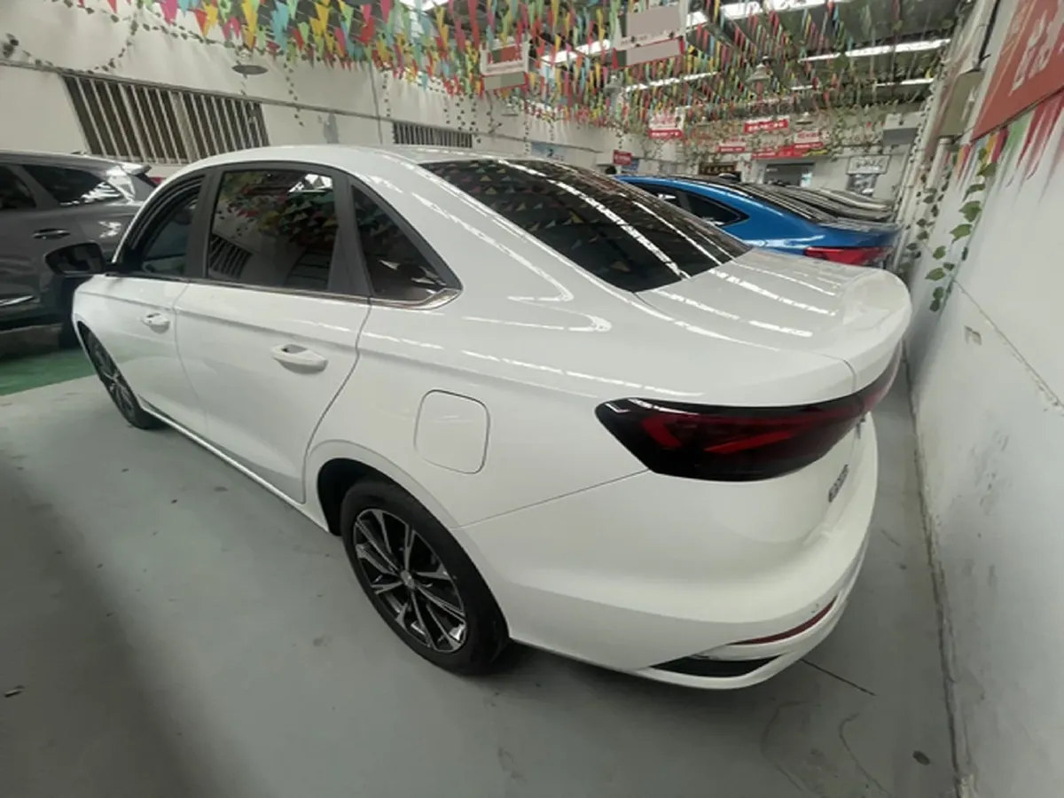 2025 Geely Emgrand 1.5L 127HP L4 CVT,autocango,china used car exporter,china ev exporter,chinese used car exporter,chinese used ev exporter