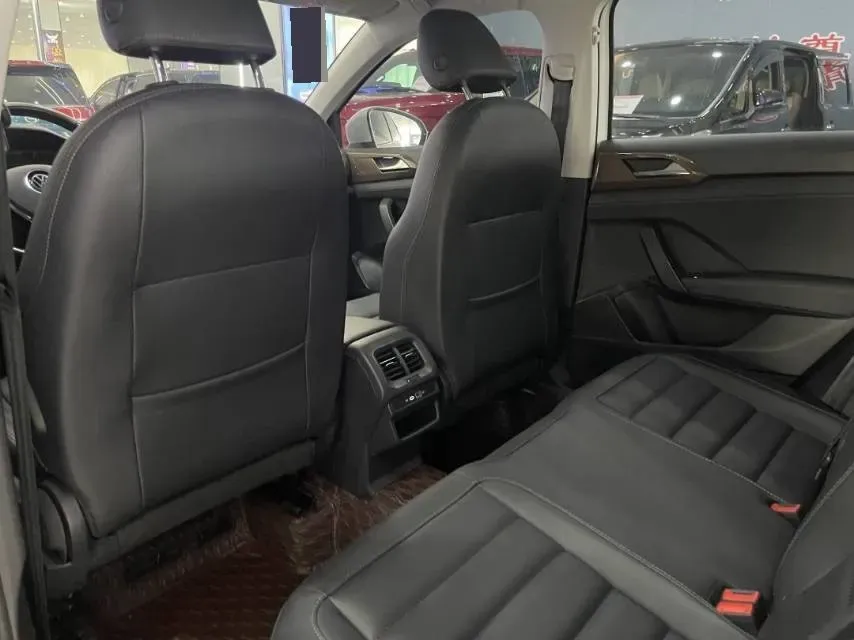 2021 Volkswagen Tharu 1.4T 150HP L4 7DCT,autocango,china used car exporter,china ev exporter,chinese used car exporter,chinese used ev exporter