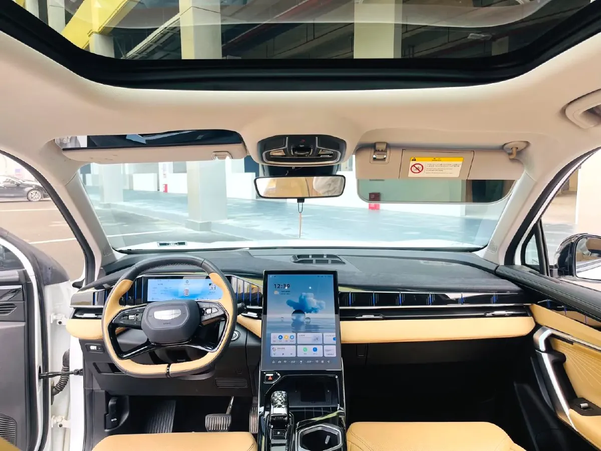 2023 Geely StarRay 1.5T 181HP L4 7DCT,autocango,china used car exporter,china ev exporter,chinese used car exporter,chinese used ev exporter