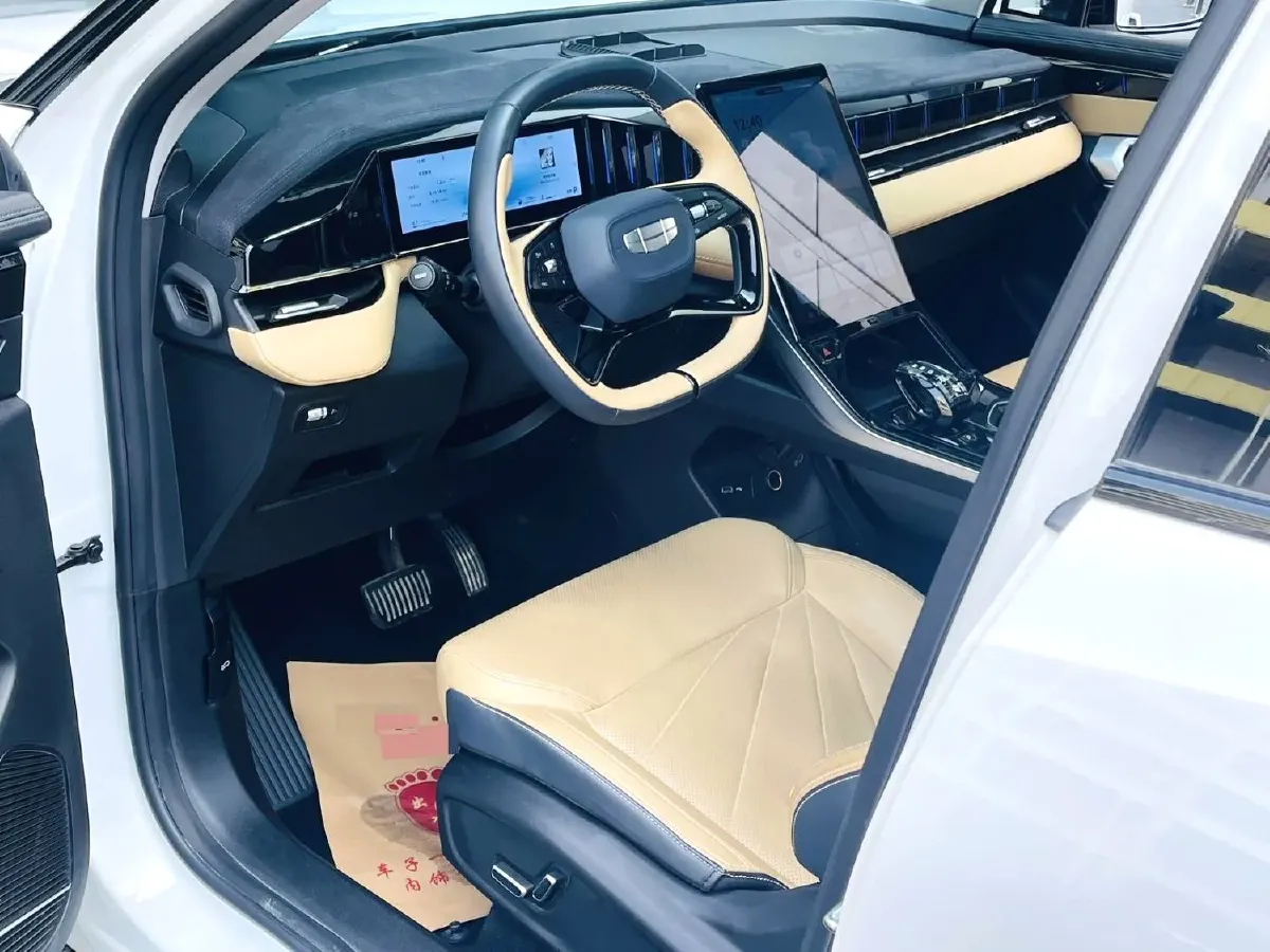 2023 Geely StarRay 1.5T 181HP L4 7DCT,autocango,china used car exporter,china ev exporter,chinese used car exporter,chinese used ev exporter