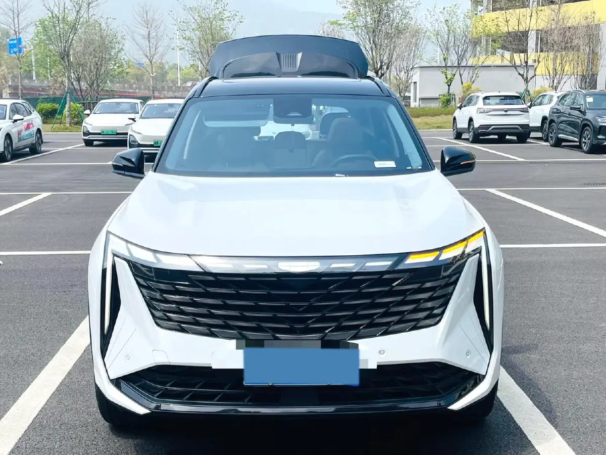 2023 Geely StarRay 1.5T 181HP L4 7DCT,autocango,china used car exporter,china ev exporter,chinese used car exporter,chinese used ev exporter