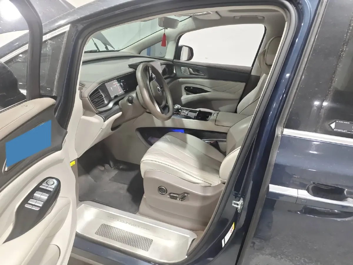 2022 Mercedes-Benz GLC Class 2.0T 197HP L4 9AT,autocango,china used car exporter,china ev exporter,chinese used car exporter,chinese used ev exporter