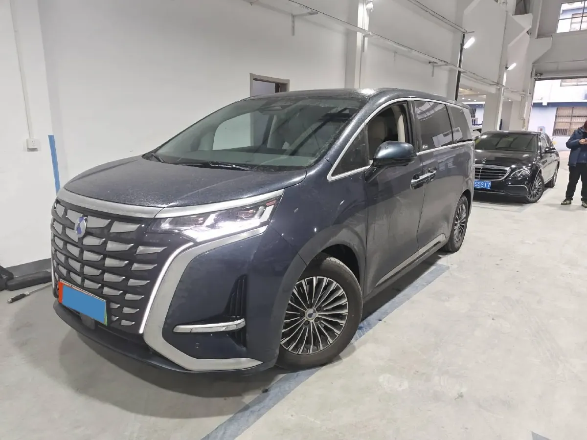 2022 Mercedes-Benz GLC Class 2.0T 197HP L4 9AT,autocango,china used car exporter,china ev exporter,chinese used car exporter,chinese used ev exporter