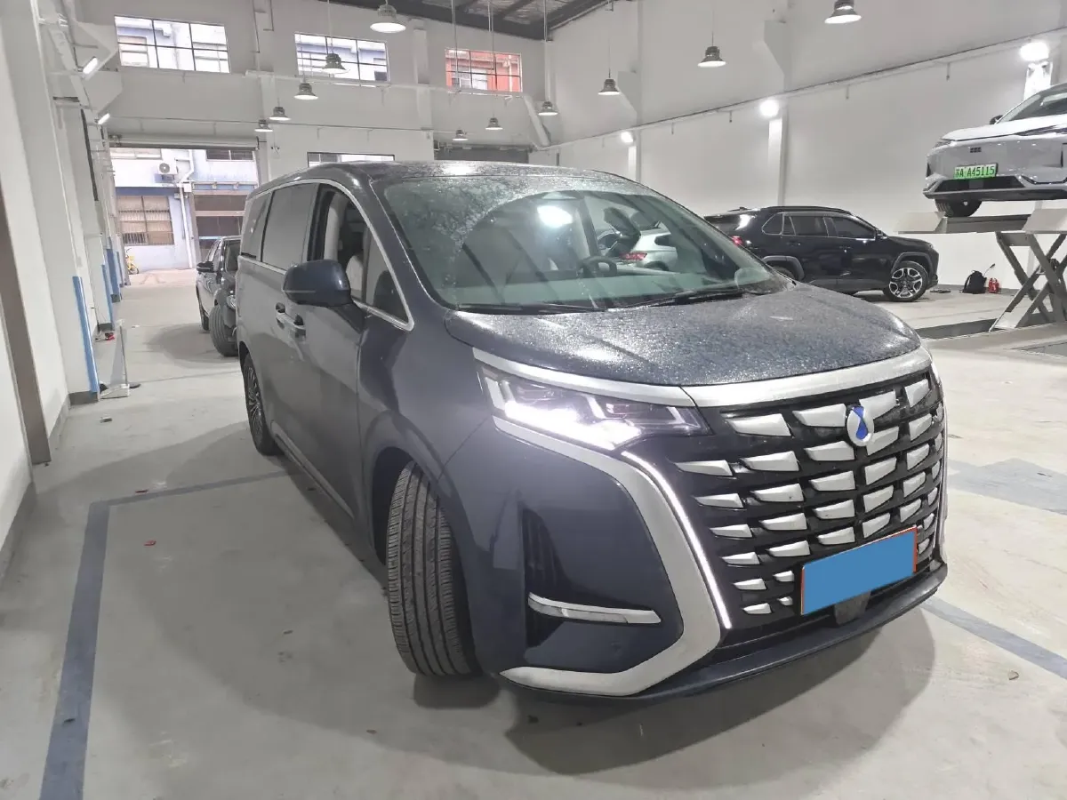 2022 Mercedes-Benz GLC Class 2.0T 197HP L4 9AT,autocango,china used car exporter,china ev exporter,chinese used car exporter,chinese used ev exporter
