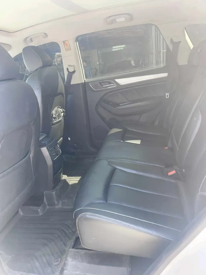 2017 Roewe RX5 1.5T 169HP L4 2AT PHEV 12KWH,autocango,china used car exporter,china ev exporter,chinese used car exporter,chinese used ev exporter