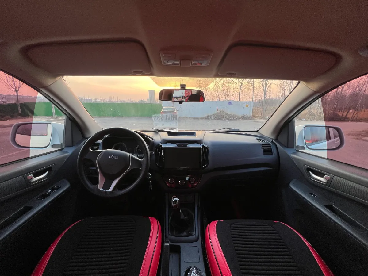 2018 Isuzu RE-MAX Jim 2.8T 116HP L4 5MT,autocango,china used car exporter,china ev exporter,chinese used car exporter,chinese used ev exporter