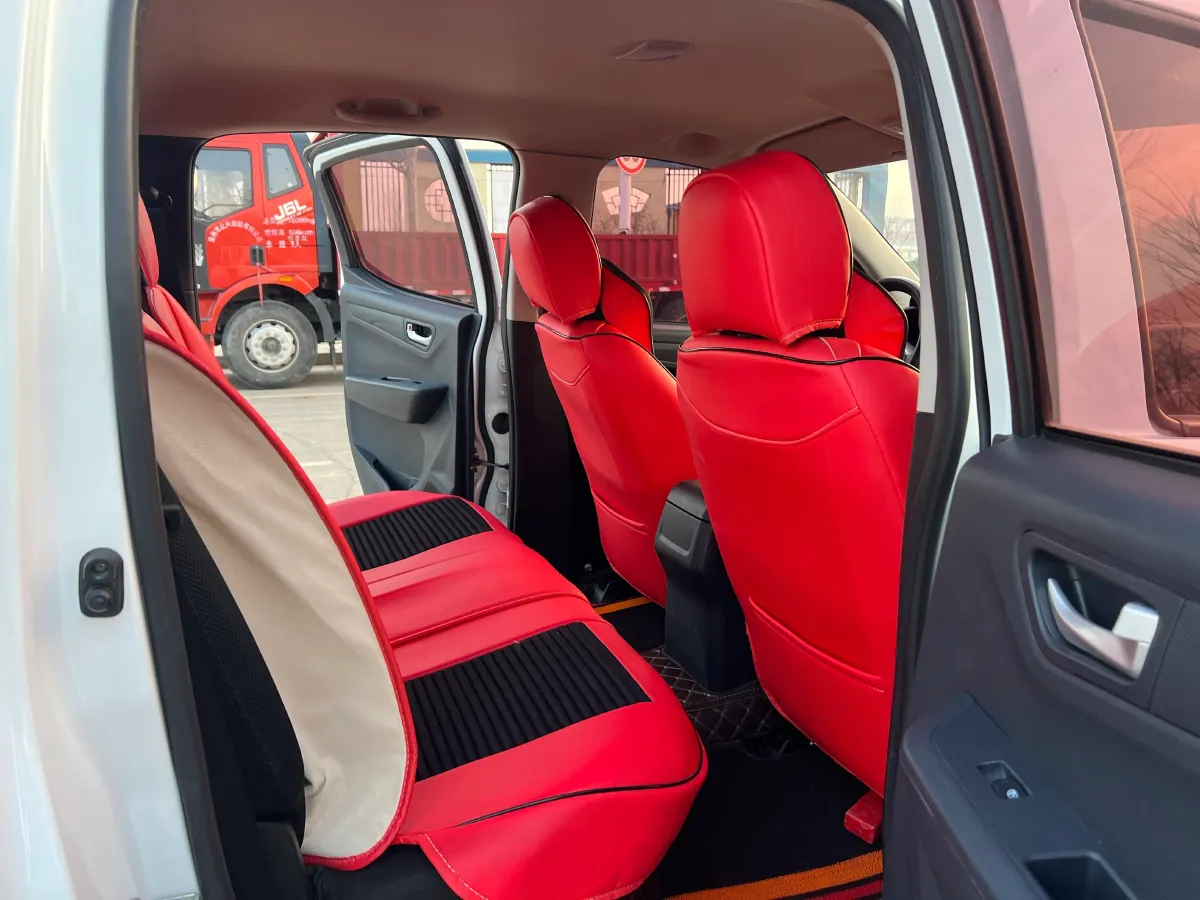 2018 Isuzu RE-MAX Jim 2.8T 116HP L4 5MT,autocango,china used car exporter,china ev exporter,chinese used car exporter,chinese used ev exporter