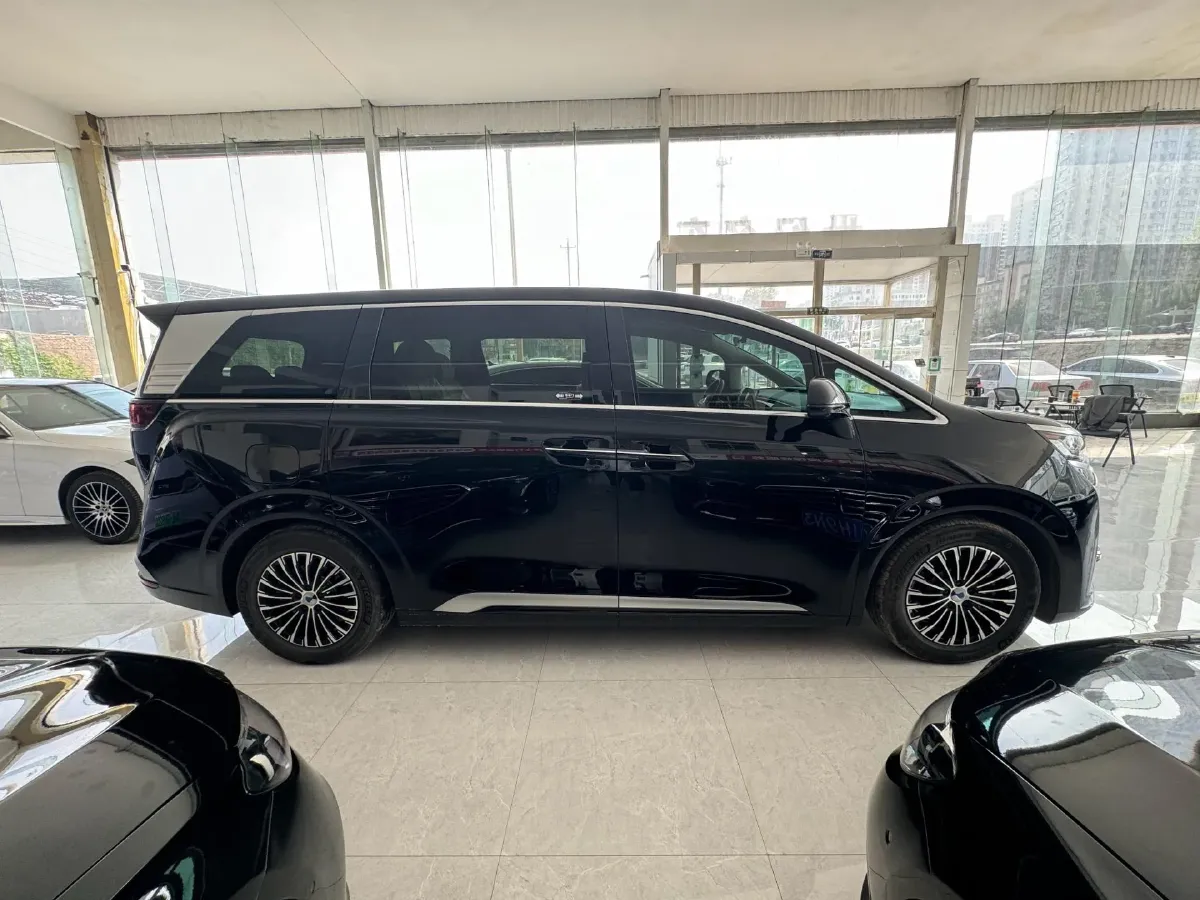 2024 Denza D9 1.5T 139HP L4 E-CVT PHEV 40KWH,autocango,china used car exporter,china ev exporter,chinese used car exporter,chinese used ev exporter