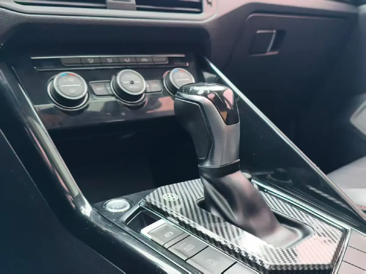 2019 Renault Koleos 2.0L 154HP L4 CVT,autocango,china used car exporter,china ev exporter,chinese used car exporter,chinese used ev exporter