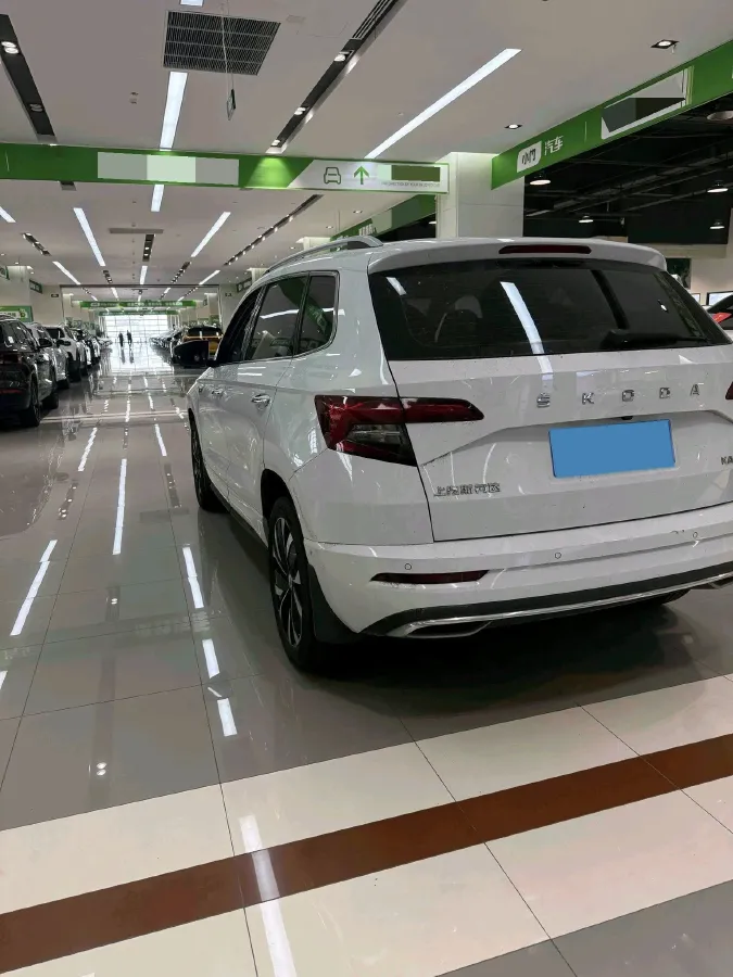 2023 Skoda Karoq 1.4T 150HP L4 7DCT,autocango,china used car exporter,china ev exporter,chinese used car exporter,chinese used ev exporter