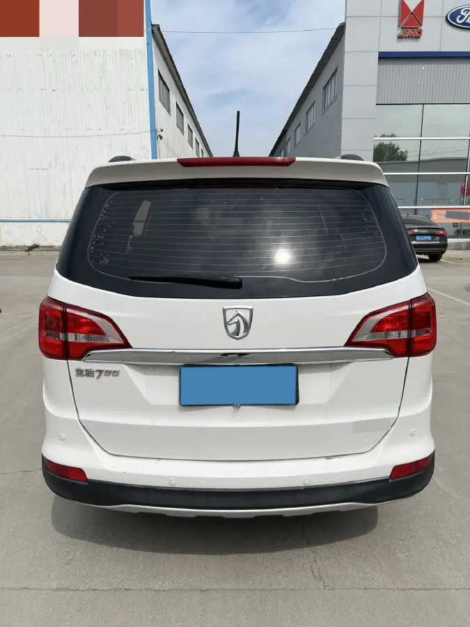 2016 BaoJun 560 1.5T 150HP L4 6MT,autocango,china used car exporter,china ev exporter,chinese used car exporter,chinese used ev exporter