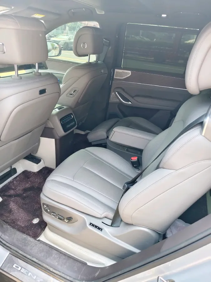 2026 Denza DenzaN9 2.0T 207HP L4 E-CVT PHEV,autocango,china used car exporter,china ev exporter,chinese used car exporter,chinese used ev exporter