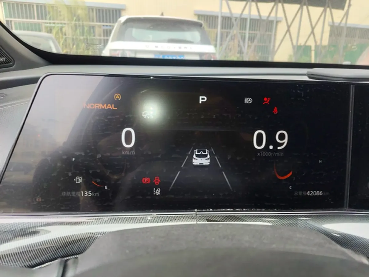 2020 ChangAn UNI-T 1.5T 180HP L4 7DCT,autocango,china used car exporter,china ev exporter,chinese used car exporter,chinese used ev exporter