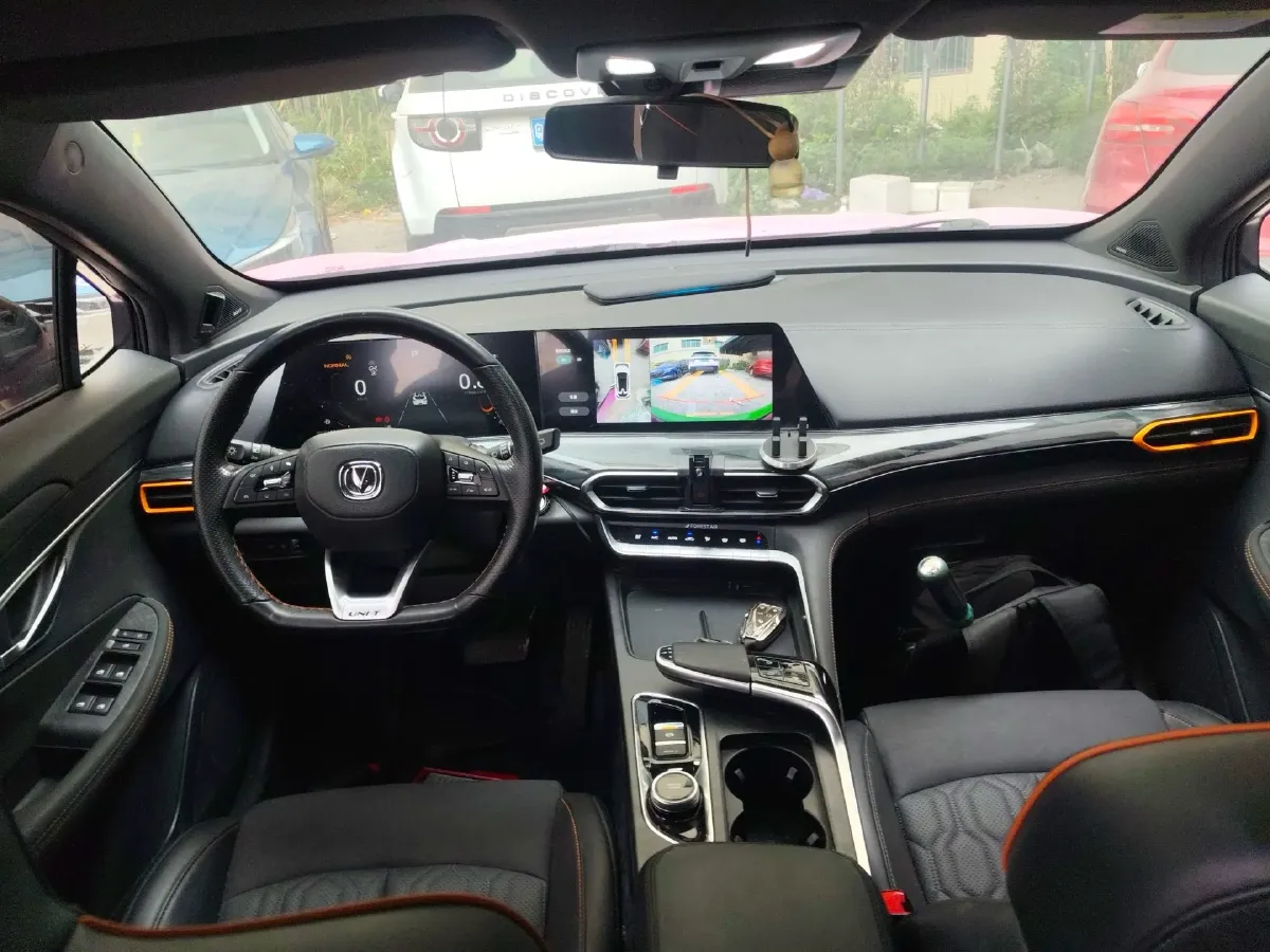 2020 ChangAn UNI-T 1.5T 180HP L4 7DCT,autocango,china used car exporter,china ev exporter,chinese used car exporter,chinese used ev exporter