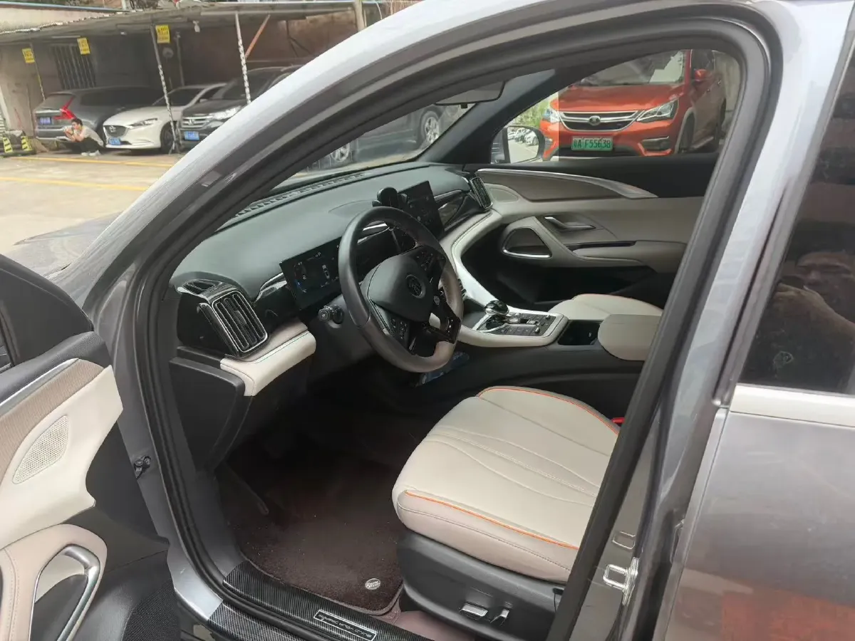 2024 BYD Song Pro 1.5L 110HP L4 E-CVT PHEV 12.9KWH,autocango,china used car exporter,china ev exporter,chinese used car exporter,chinese used ev exporter