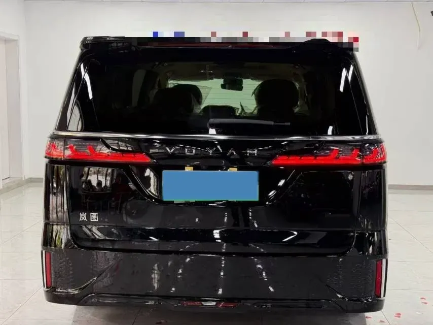 2025 Voyah Dream BEV 108.7KWH,autocango,china used car exporter,china ev exporter,chinese used car exporter,chinese used ev exporter