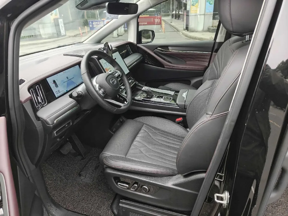 2024 GAC Trumpchi M8 2.0T 252HP L4 8AT,autocango,china used car exporter,china ev exporter,chinese used car exporter,chinese used ev exporter