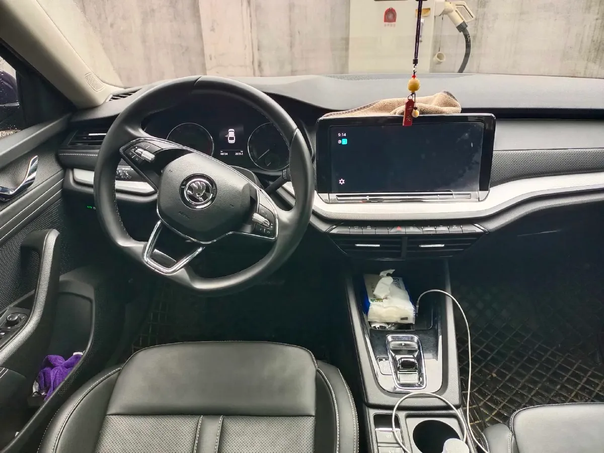 2021 Skoda Octavia 1.4T 150HP L4 7DCT,autocango,china used car exporter,china ev exporter,chinese used car exporter,chinese used ev exporter