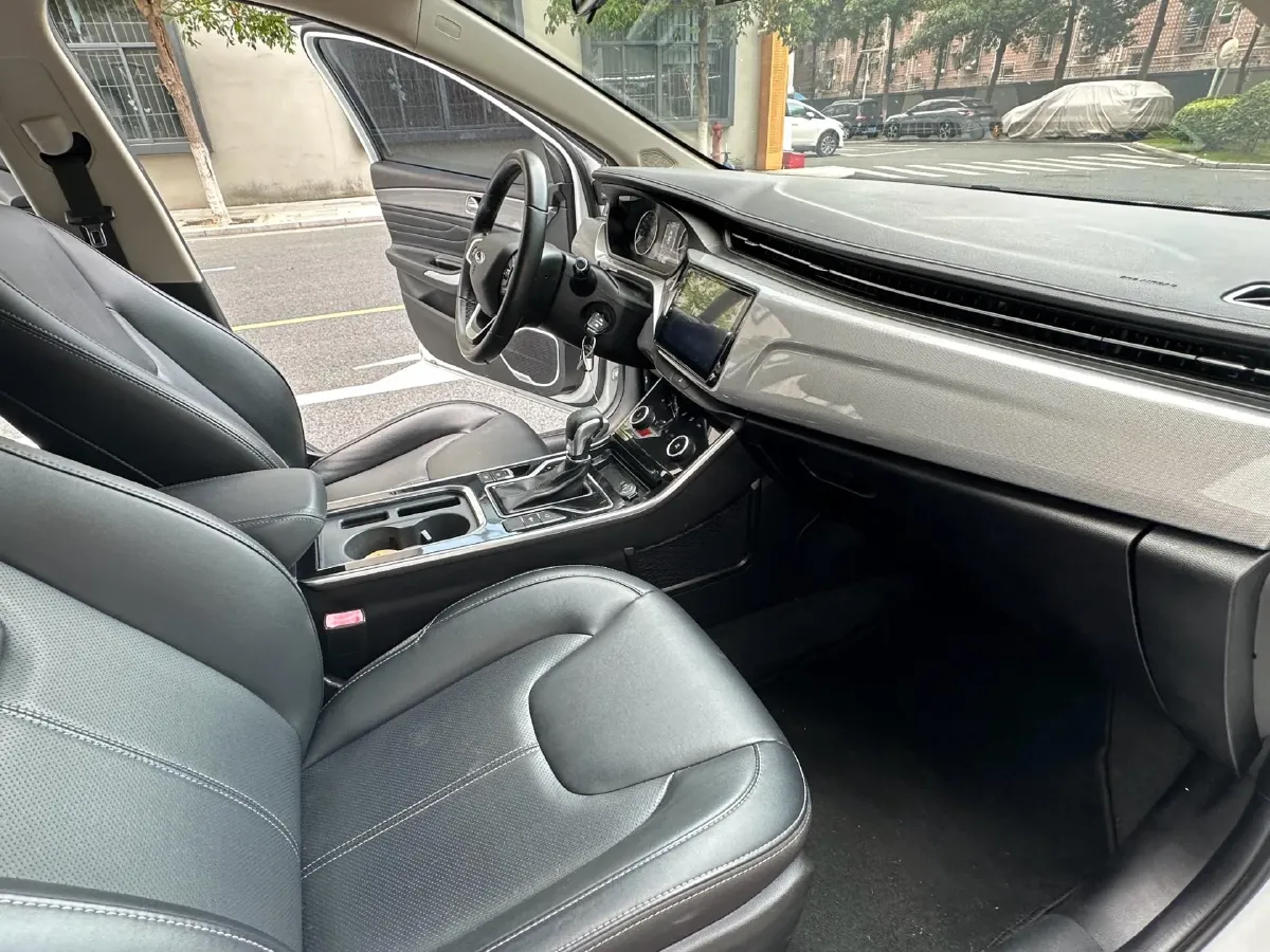 2019 Chery Arrizo 5 1.5L 116HP L4 CVT,autocango,china used car exporter,china ev exporter,chinese used car exporter,chinese used ev exporter