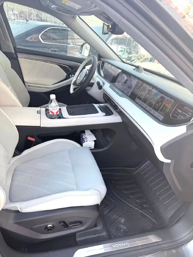 2025 Voyah FREE 1.5T 150HP L4 REEV 43KWH,autocango,china used car exporter,china ev exporter,chinese used car exporter,chinese used ev exporter