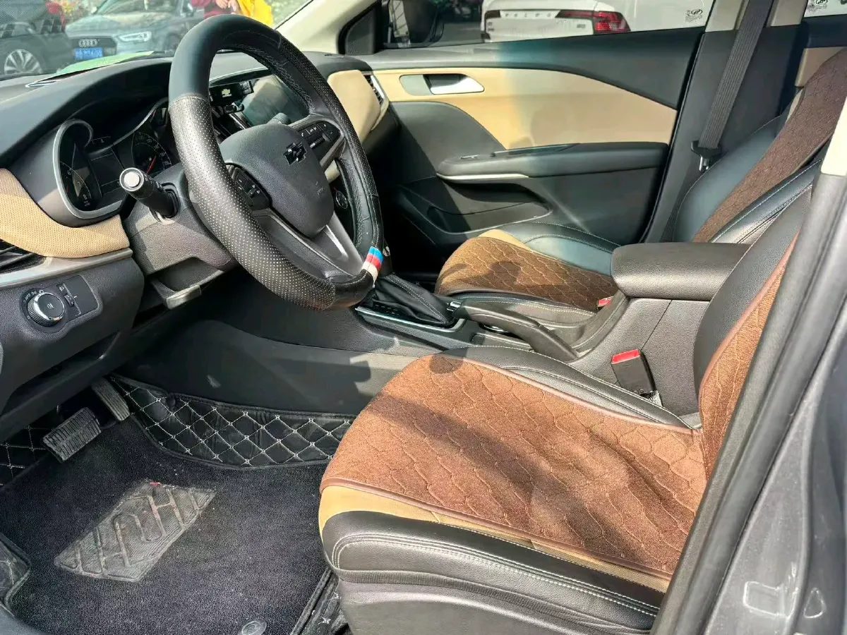 2020 Chevrolet Monza 1.5L 113HP L4 6AT,autocango,china used car exporter,china ev exporter,chinese used car exporter,chinese used ev exporter