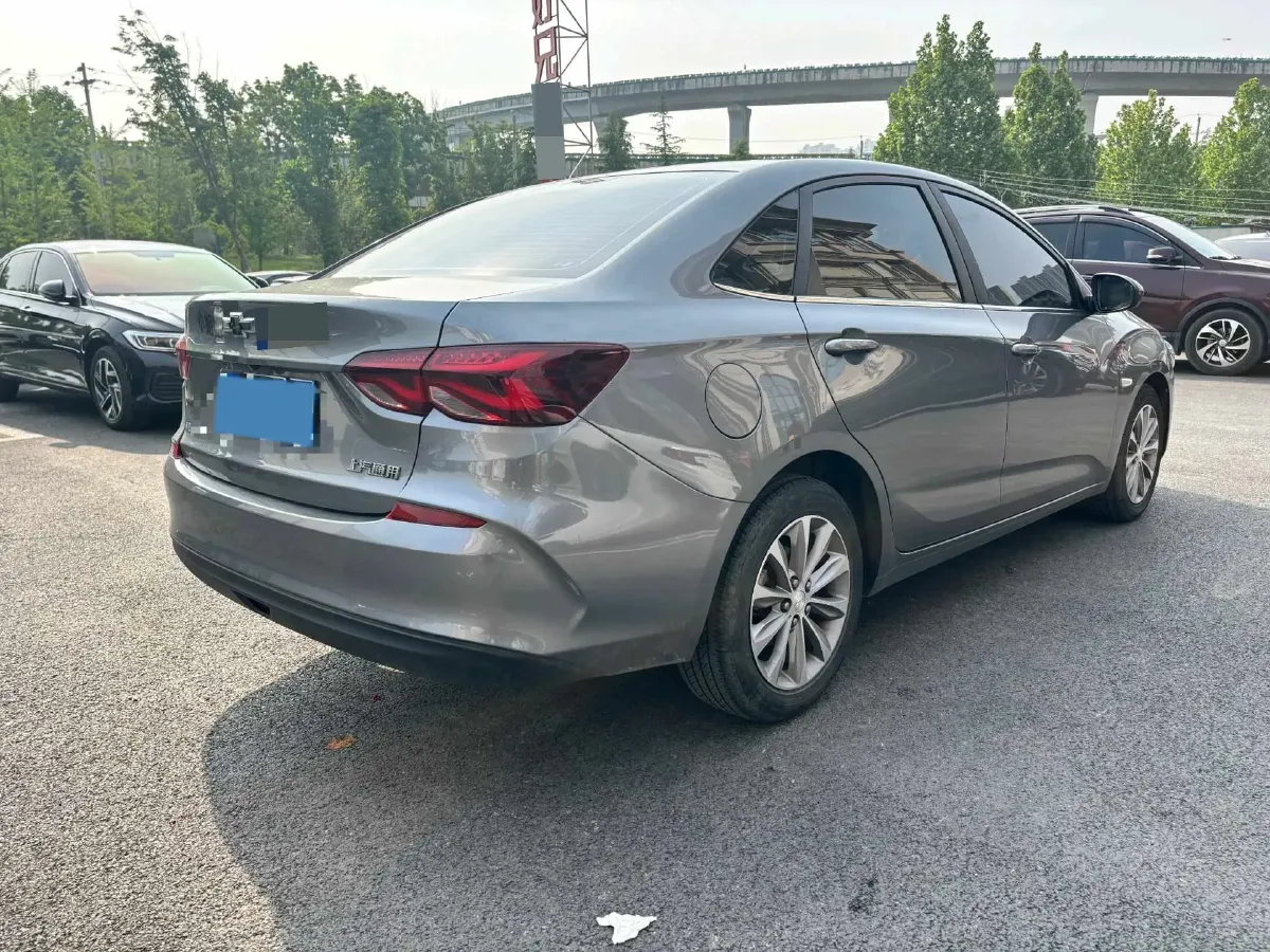 2020 Chevrolet Monza 1.5L 113HP L4 6AT,autocango,china used car exporter,china ev exporter,chinese used car exporter,chinese used ev exporter