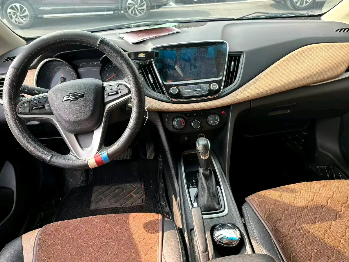 2020 Chevrolet Monza 1.5L 113HP L4 6AT,autocango,china used car exporter,china ev exporter,chinese used car exporter,chinese used ev exporter