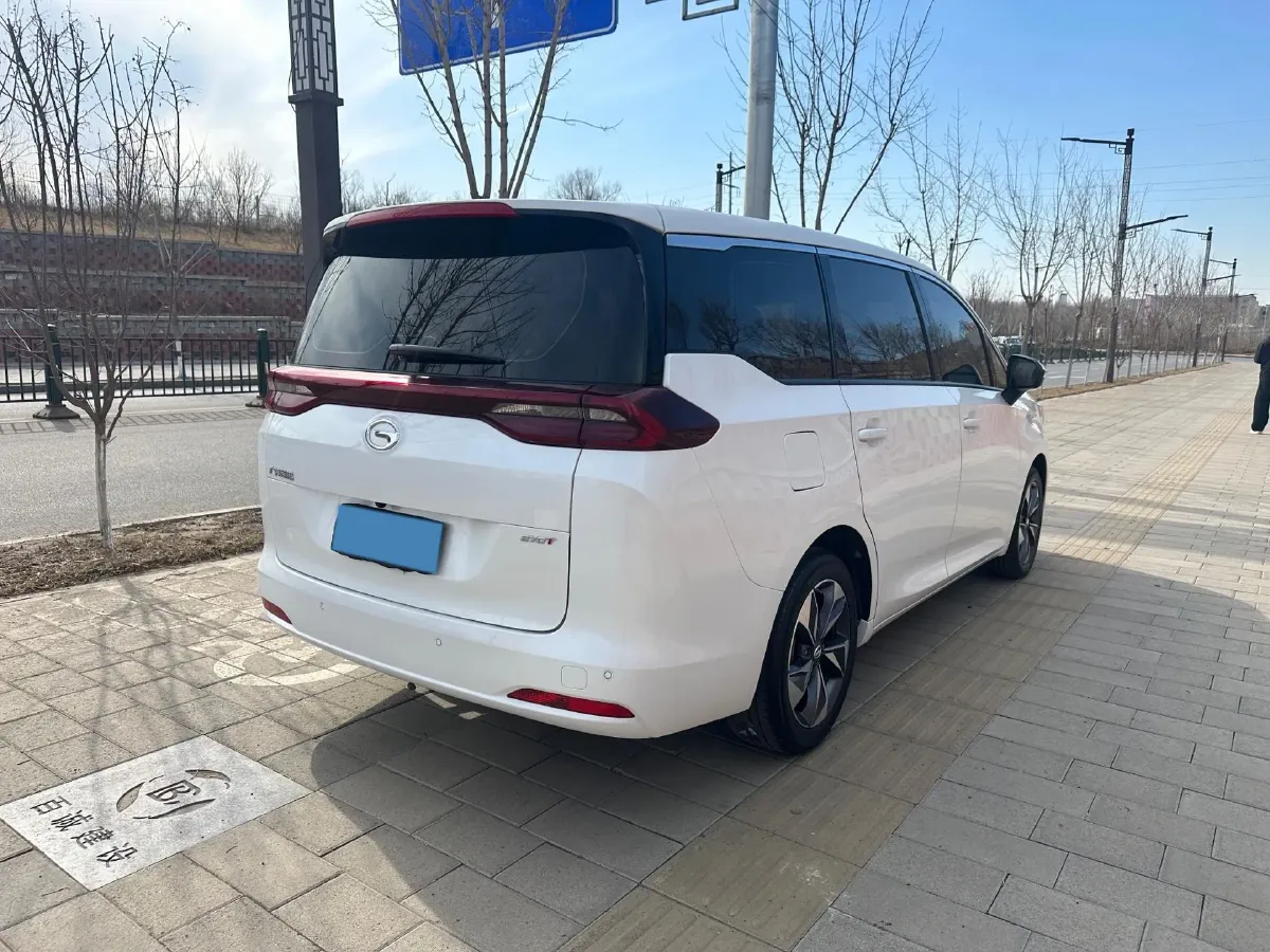 2021 GAC Trumpchi M6 1.5T 169HP L4 7DCT,autocango,china used car exporter,china ev exporter,chinese used car exporter,chinese used ev exporter