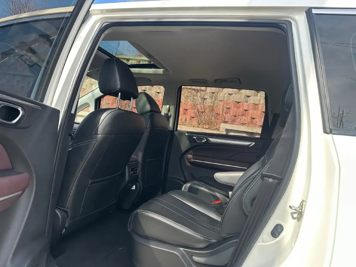 2021 GAC Trumpchi M6 1.5T 169HP L4 7DCT,autocango,china used car exporter,china ev exporter,chinese used car exporter,chinese used ev exporter