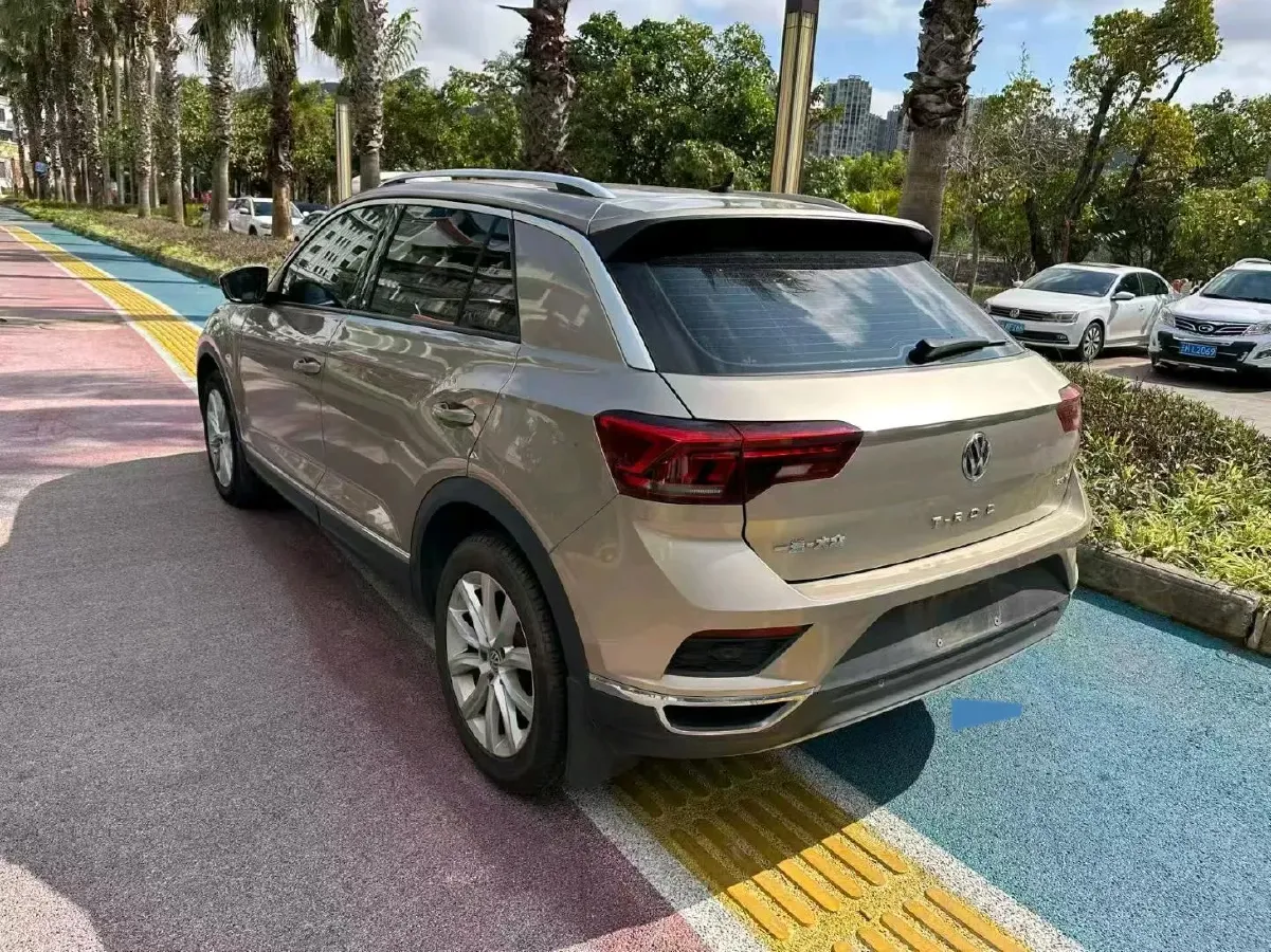 2019 Volkswagen T-Roc 1.4T 131HP L4 7DCT,autocango,china used car exporter,china ev exporter,chinese used car exporter,chinese used ev exporter