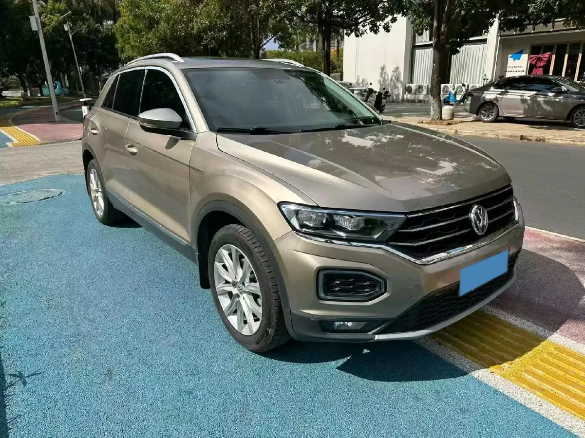 2019 Volkswagen T-Roc 1.4T 131HP L4 7DCT,autocango,china used car exporter,china ev exporter,chinese used car exporter,chinese used ev exporter