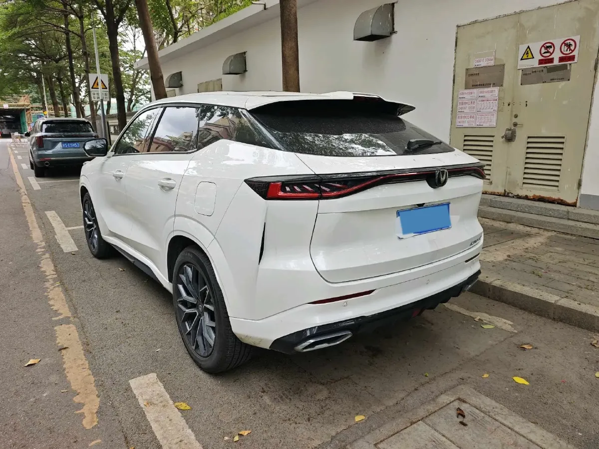 2025 ChangAn UNI-Z 1.5T 188HP L4 7DCT,autocango,china used car exporter,china ev exporter,chinese used car exporter,chinese used ev exporter