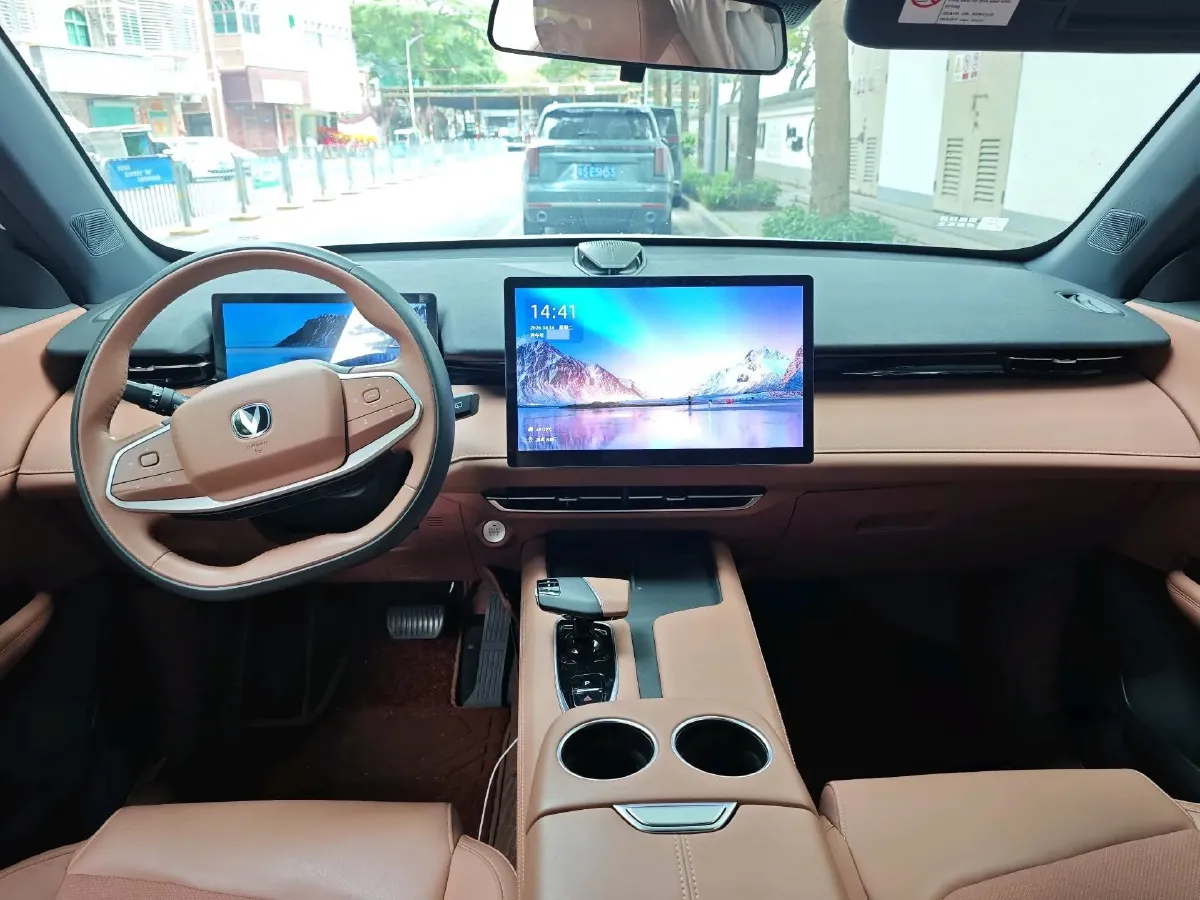 2025 ChangAn UNI-Z 1.5T 188HP L4 7DCT,autocango,china used car exporter,china ev exporter,chinese used car exporter,chinese used ev exporter