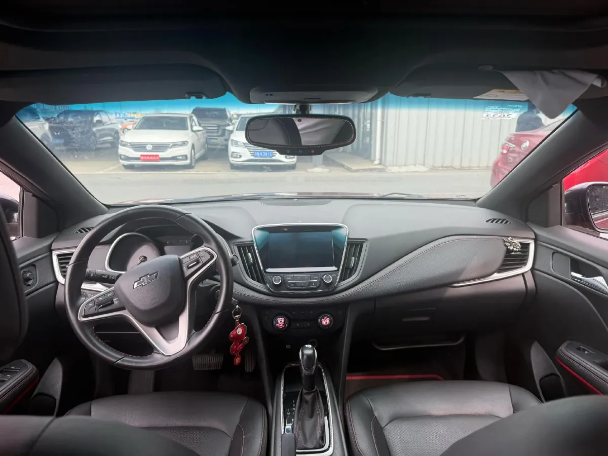 2019 Chevrolet Monza 1.3T 163HP L3 6AT,autocango,china used car exporter,china ev exporter,chinese used car exporter,chinese used ev exporter