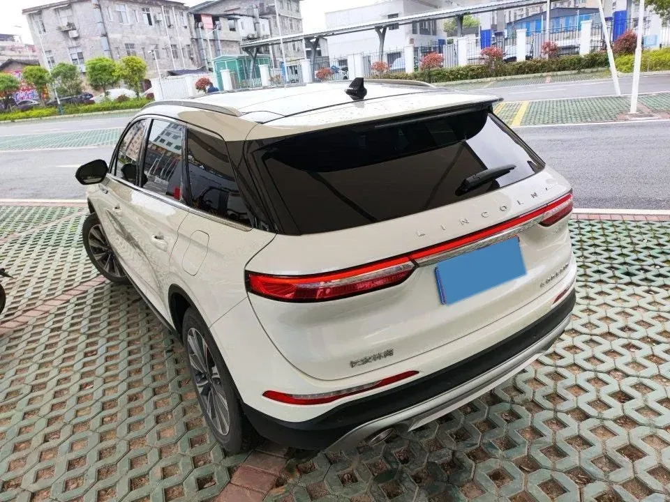 2022 Lincoln Corsair 2.0T 245HP L4 8AT,autocango,china used car exporter,china ev exporter,chinese used car exporter,chinese used ev exporter