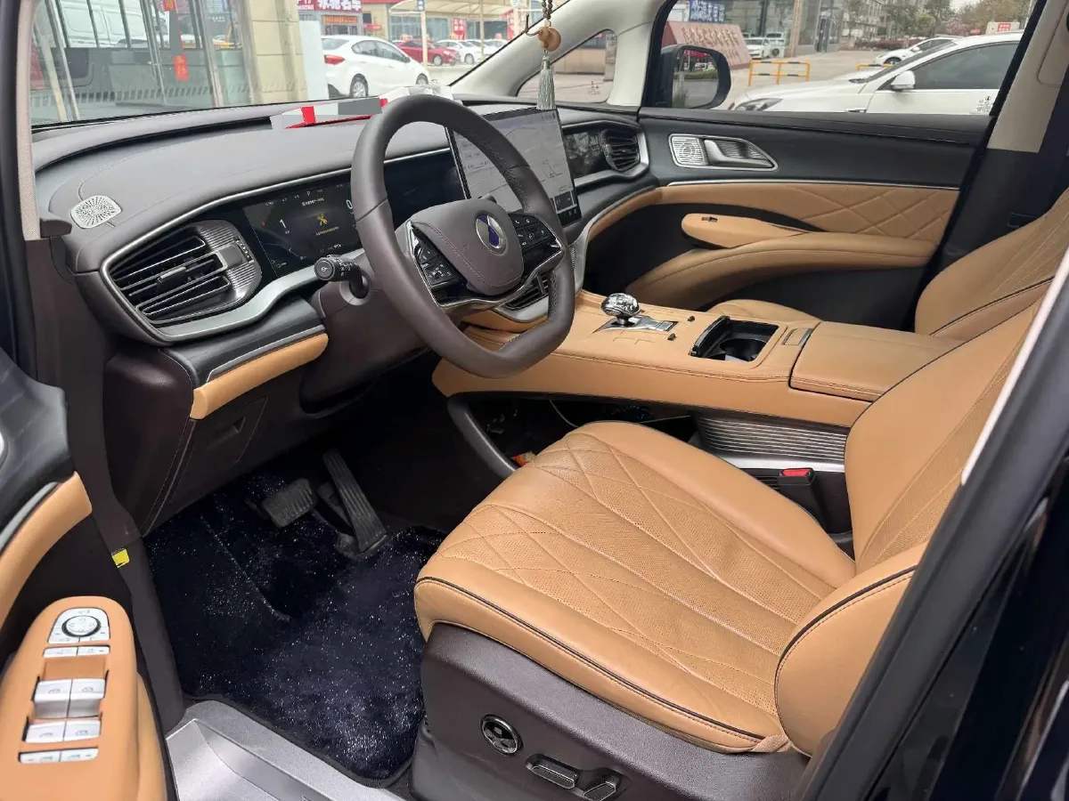 2024 Denza D9 1.5T 139HP L4 E-CVT PHEV 40KWH,autocango,china used car exporter,china ev exporter,chinese used car exporter,chinese used ev exporter