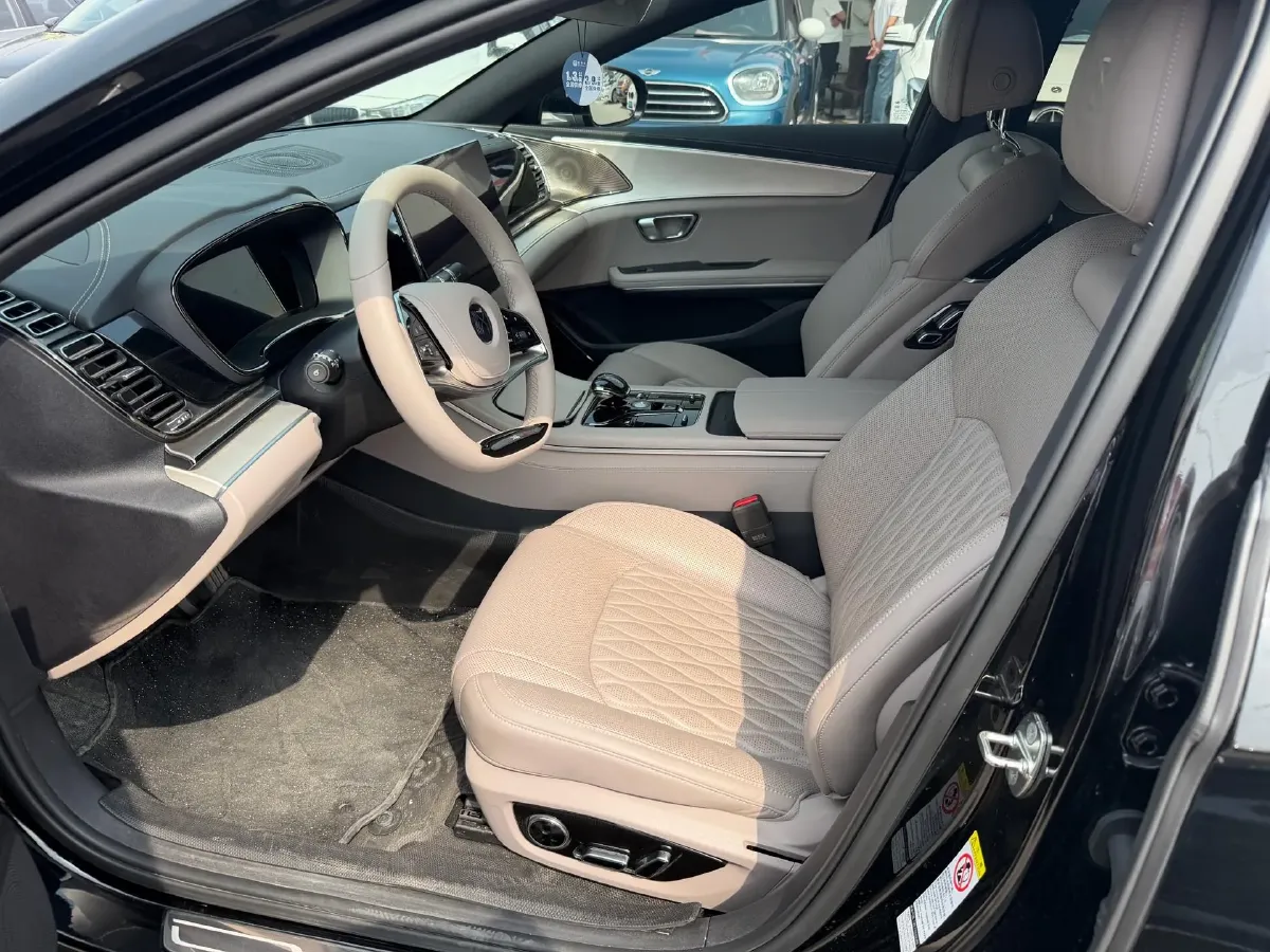 2025 BYD Han 1.5T 156HP L4 E-CVT PHEV,autocango,china used car exporter,china ev exporter,chinese used car exporter,chinese used ev exporter