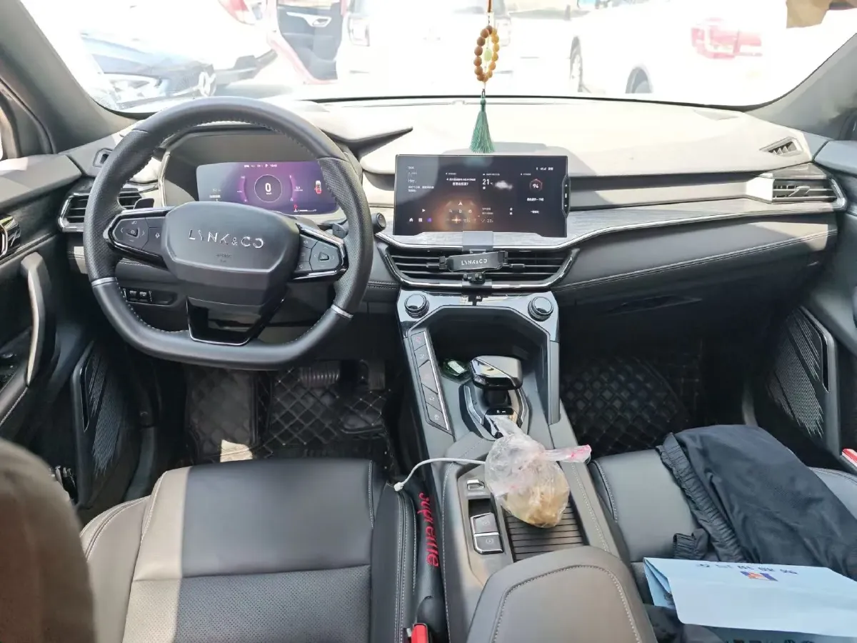 2020 LYNK&CO 06 1.5T 177HP L3 7DCT,autocango,china used car exporter,china ev exporter,chinese used car exporter,chinese used ev exporter