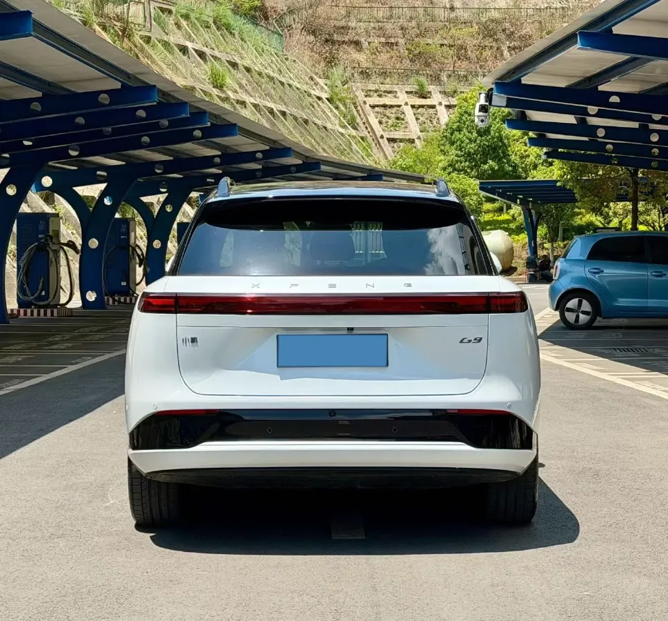 2025 Xpeng G9 BEV 79KWH,autocango,china used car exporter,china ev exporter,chinese used car exporter,chinese used ev exporter