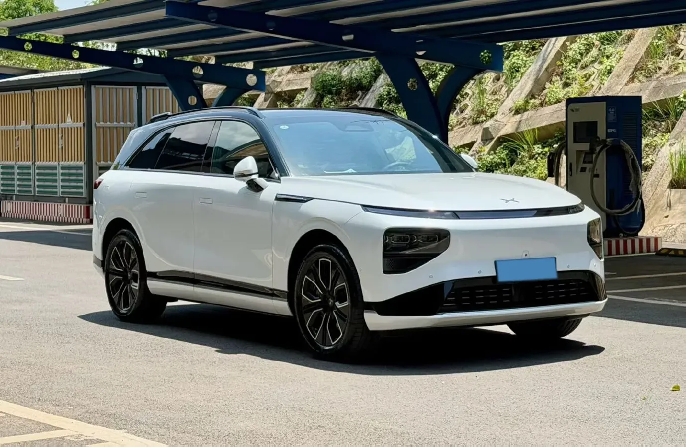 2025 Xpeng G9 BEV 79KWH,autocango,china used car exporter,china ev exporter,chinese used car exporter,chinese used ev exporter
