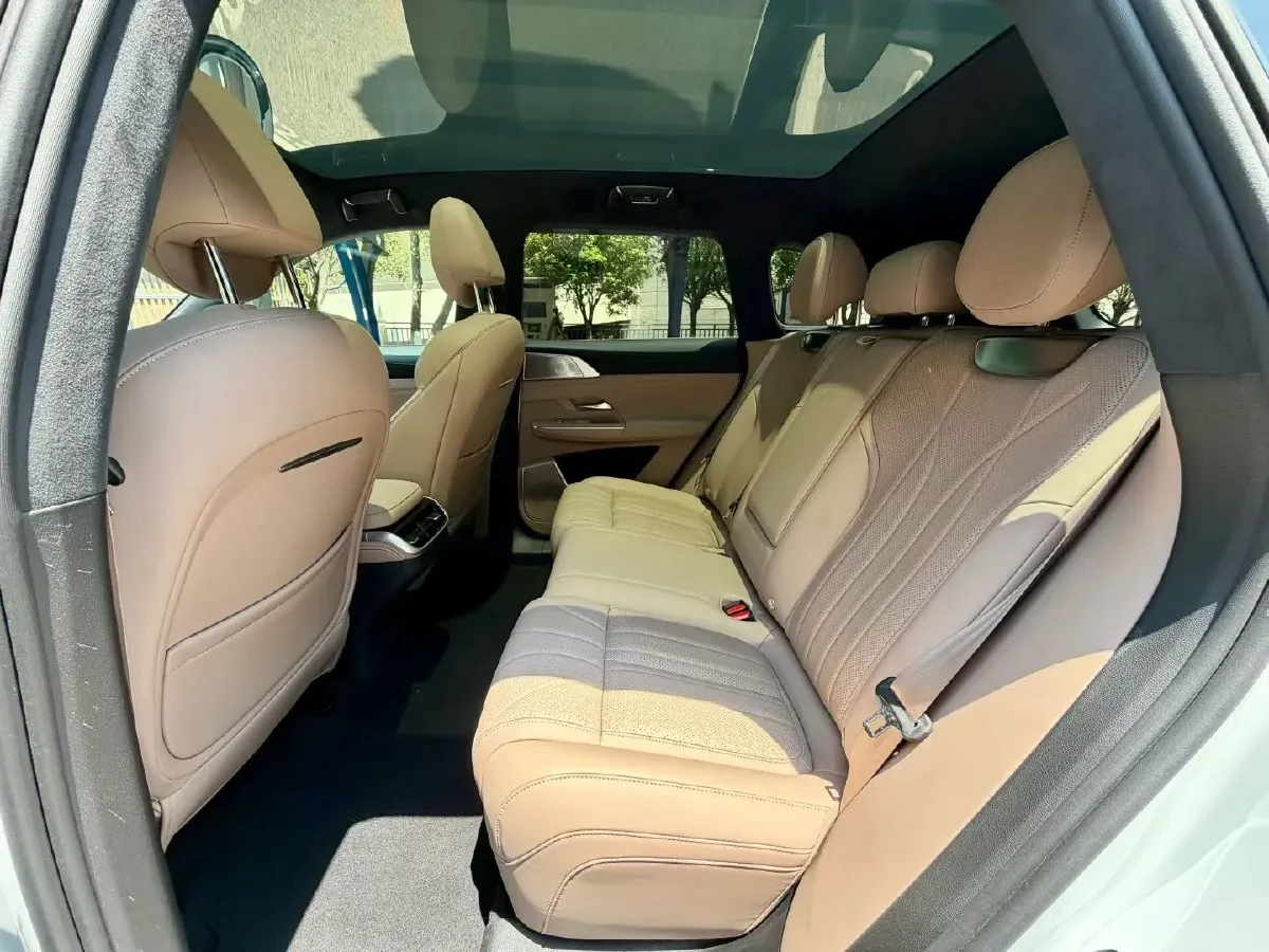 2025 Xpeng G9 BEV 79KWH,autocango,china used car exporter,china ev exporter,chinese used car exporter,chinese used ev exporter